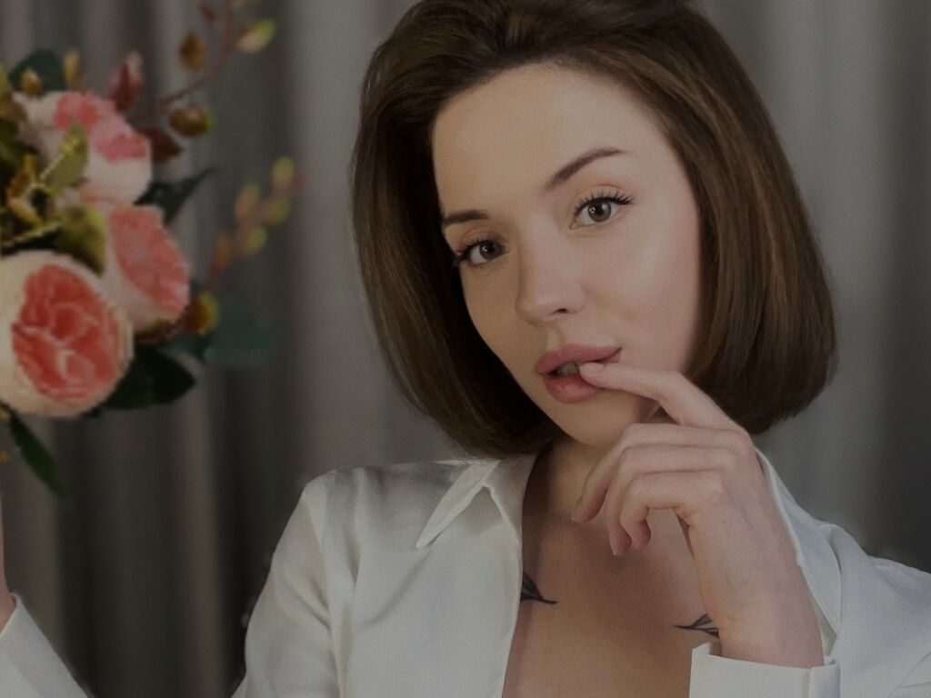 SophiaSmile LiveJasmin girl live camera feed