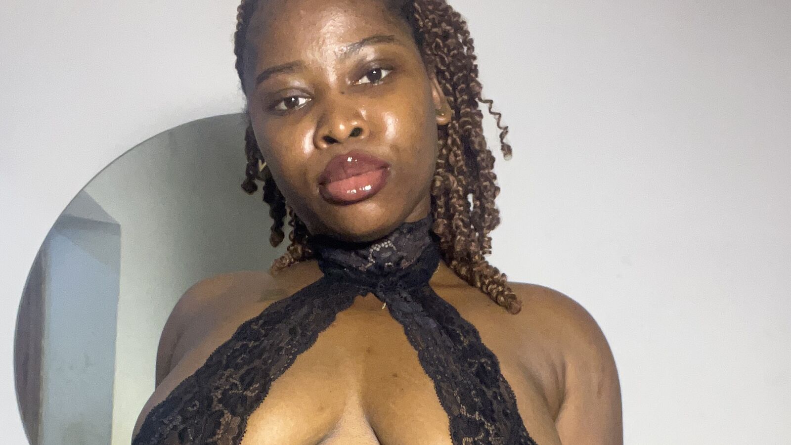 DaizzyBrown erotic portrait