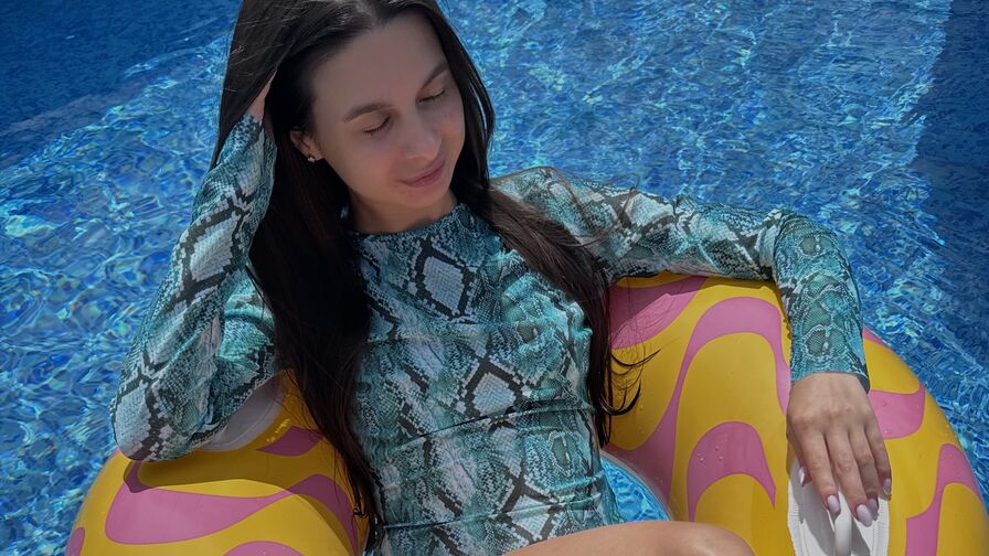 Watch LillyGrays live on Free Erotic Fantasy