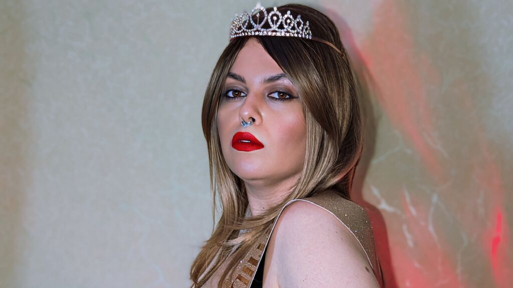 Sex chat gratuit in direct cu LucyMilller pe LiveJasmin