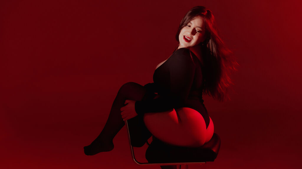 Sex chat gratuit in direct cu EmmyBaker pe LiveJasmin