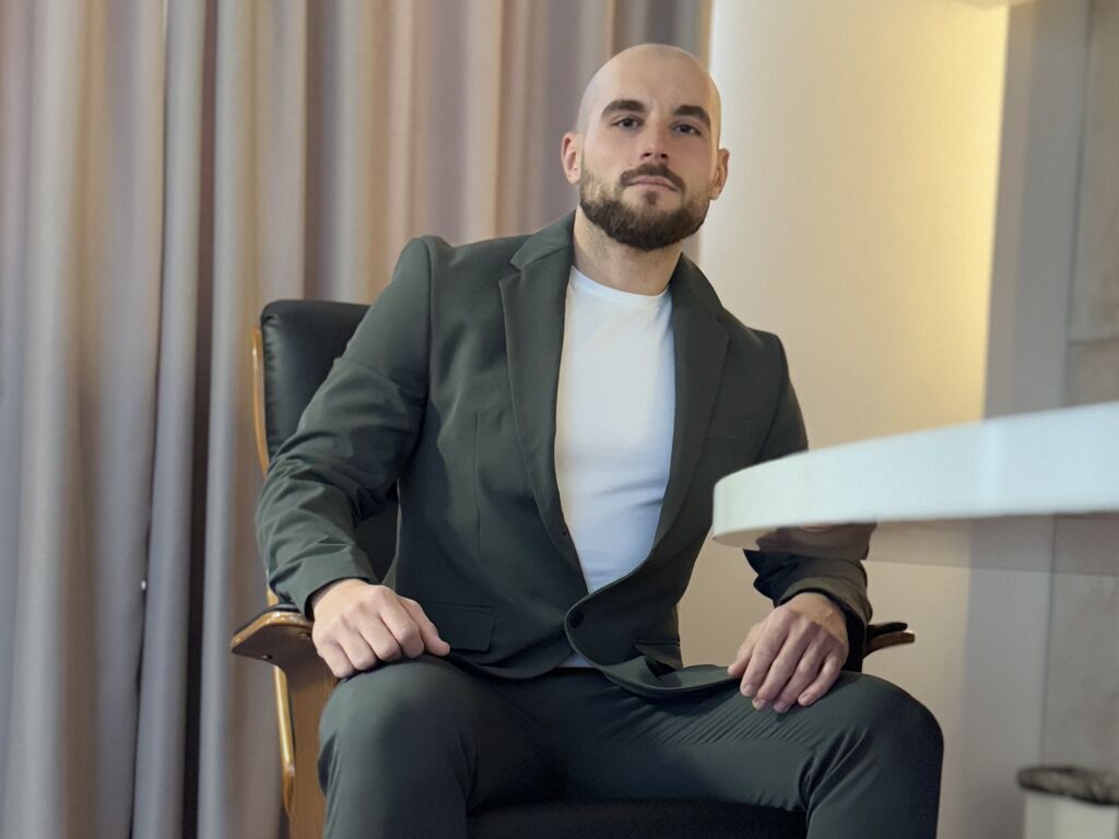 AdamJameson LiveJasmin member chat profile picture
