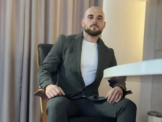 Show privé avec AdamJameson