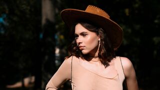 Free Nude PollyKeats