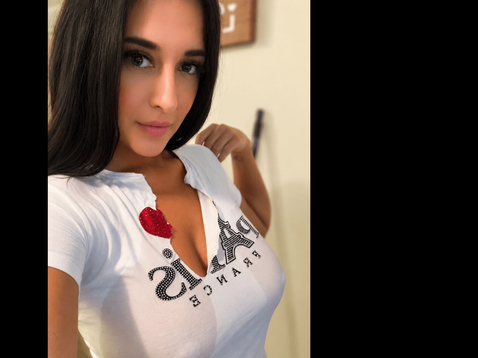 Live cam for HollyComming