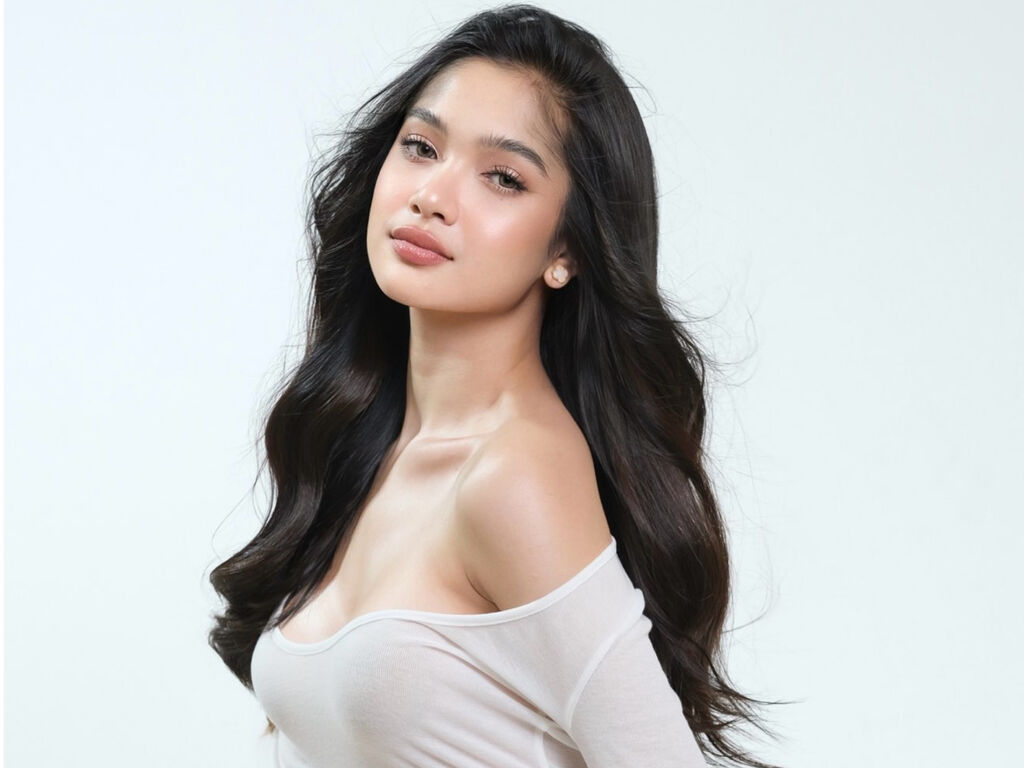 VivienneFontaine age 18