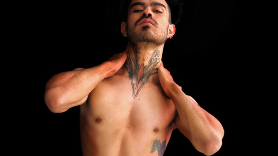 Watch StefanoEverett live on DMS List