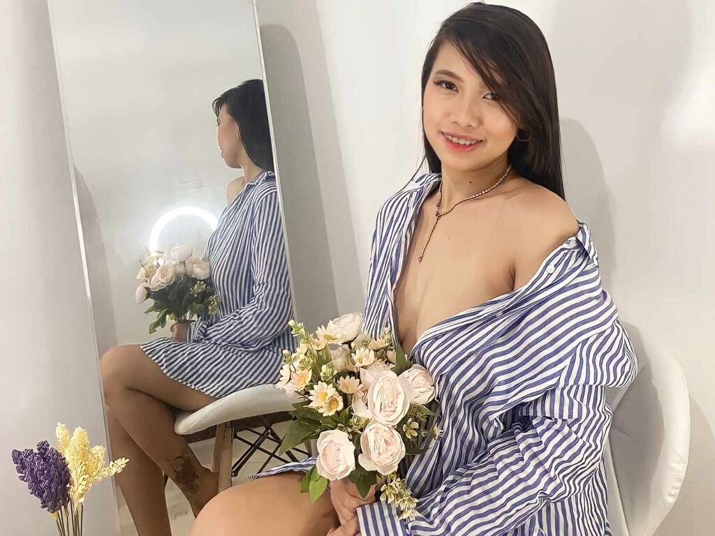 MinaLynn