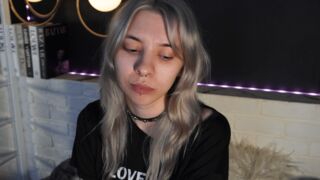 CamillaEvers related adult cam thumbnail