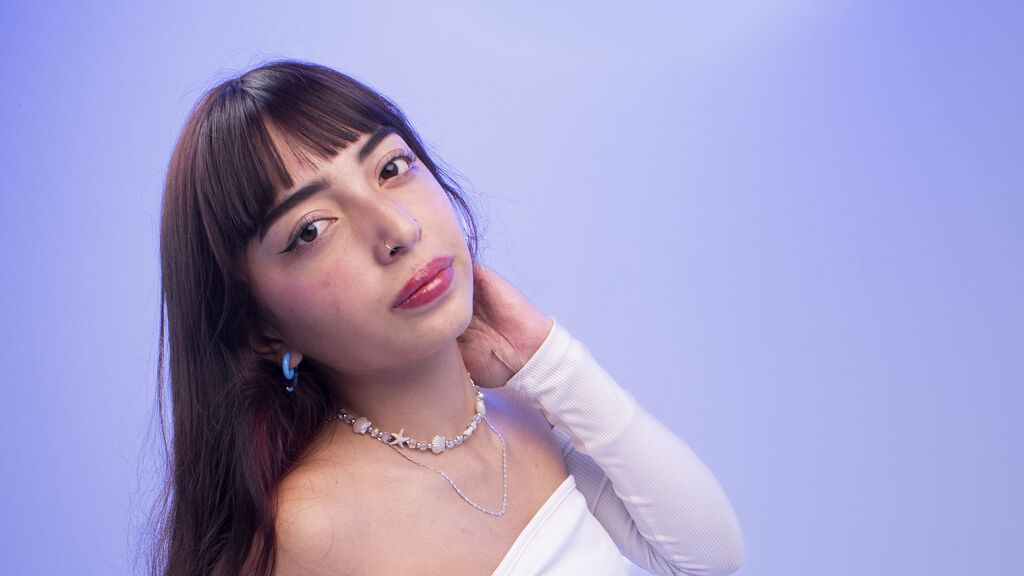 Watch IrisVelvet from LiveJasmin on GirlsOfJasmin