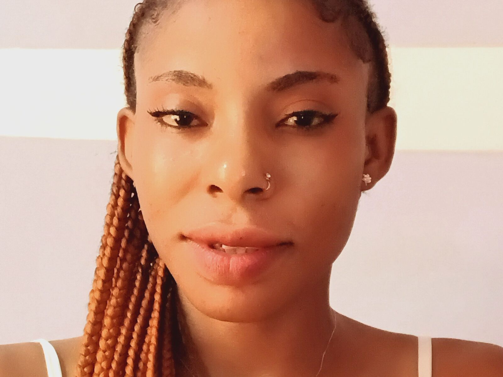 Live cam for QueenGypsy