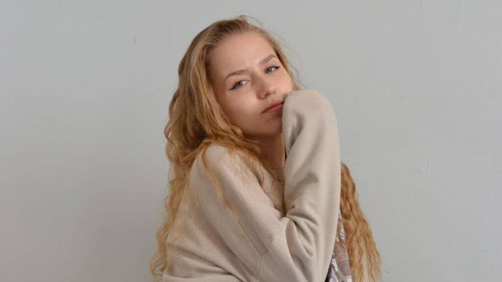 ElenDale live cam model at LiveJasmin