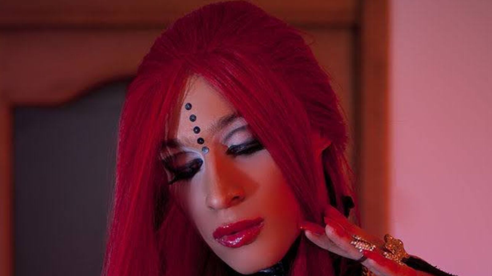 VioletaGraves erotic portrait