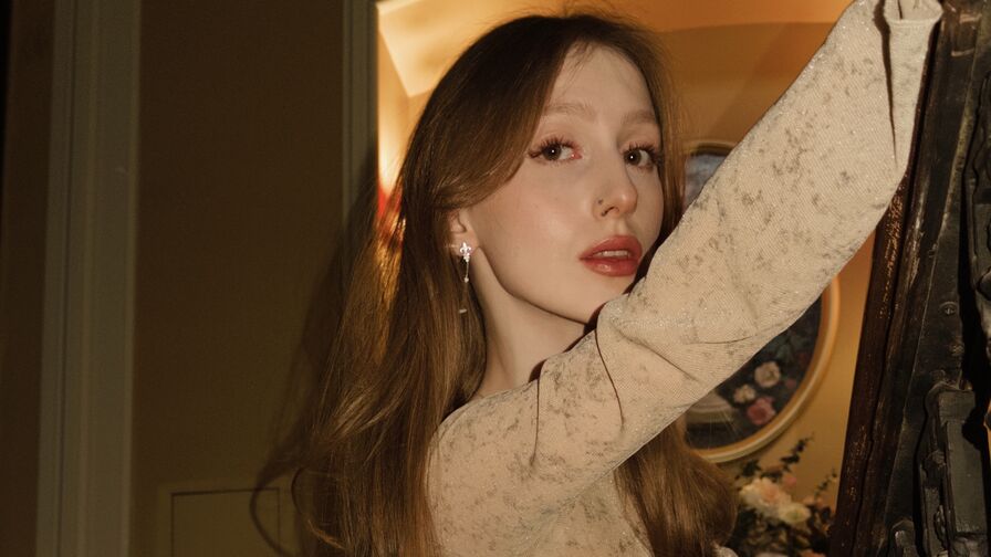 Watch LiliyaTaft live on DMS List