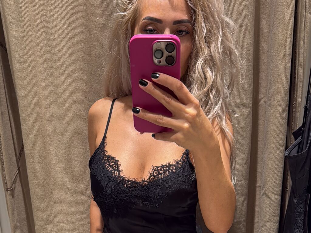 JenniferRein Profile Image