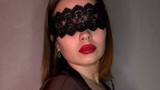 Kostenlos Nackt CatherineKaris