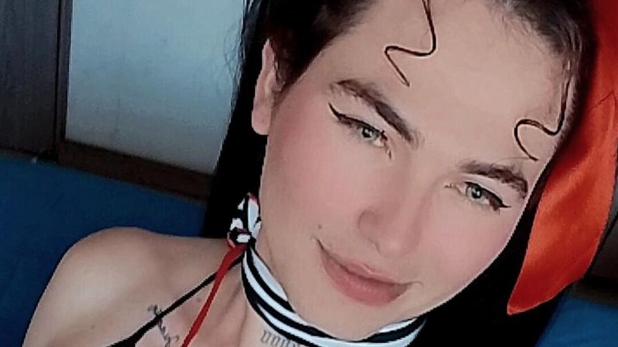 Watch SofiaSequeda live on Cam Plug