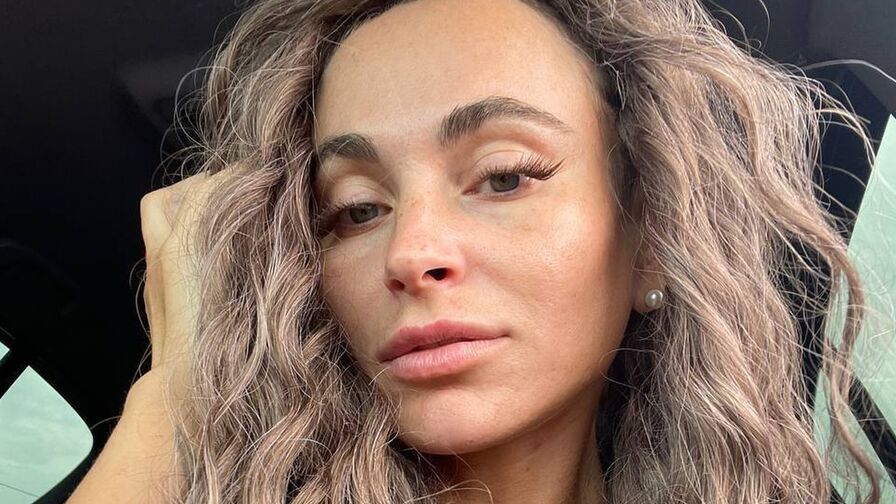 Watch AliceWorthing live on Jasminedc