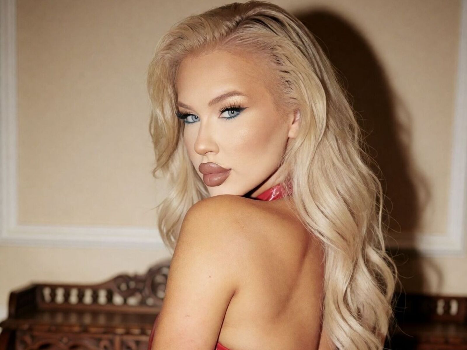 Live cam for AlmaGrace