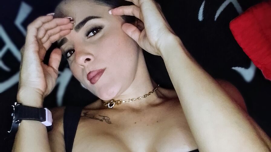 Watch CamilaSivira live on Free Erotic Fantasy