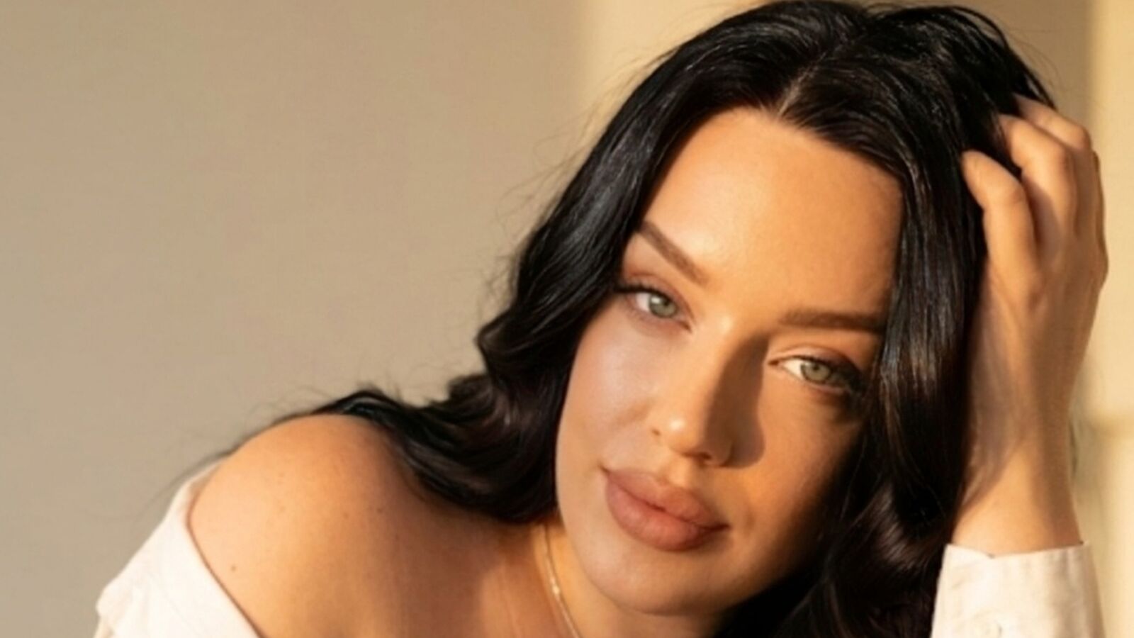 BrendaSkay glamour portrait