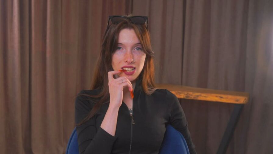 AshantiLussier Cumshow Vip