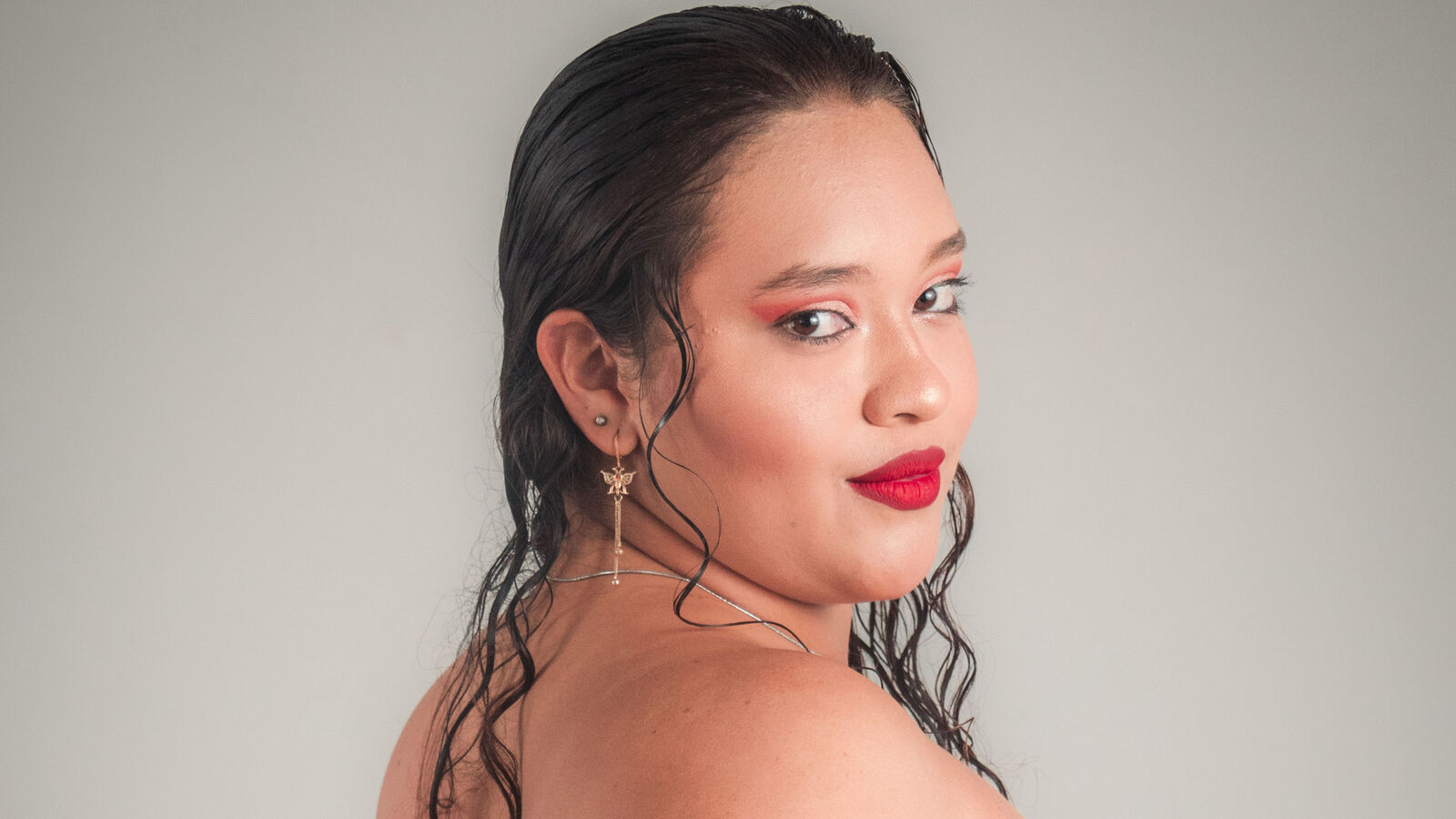 EmiliaTorrez erotic portrait