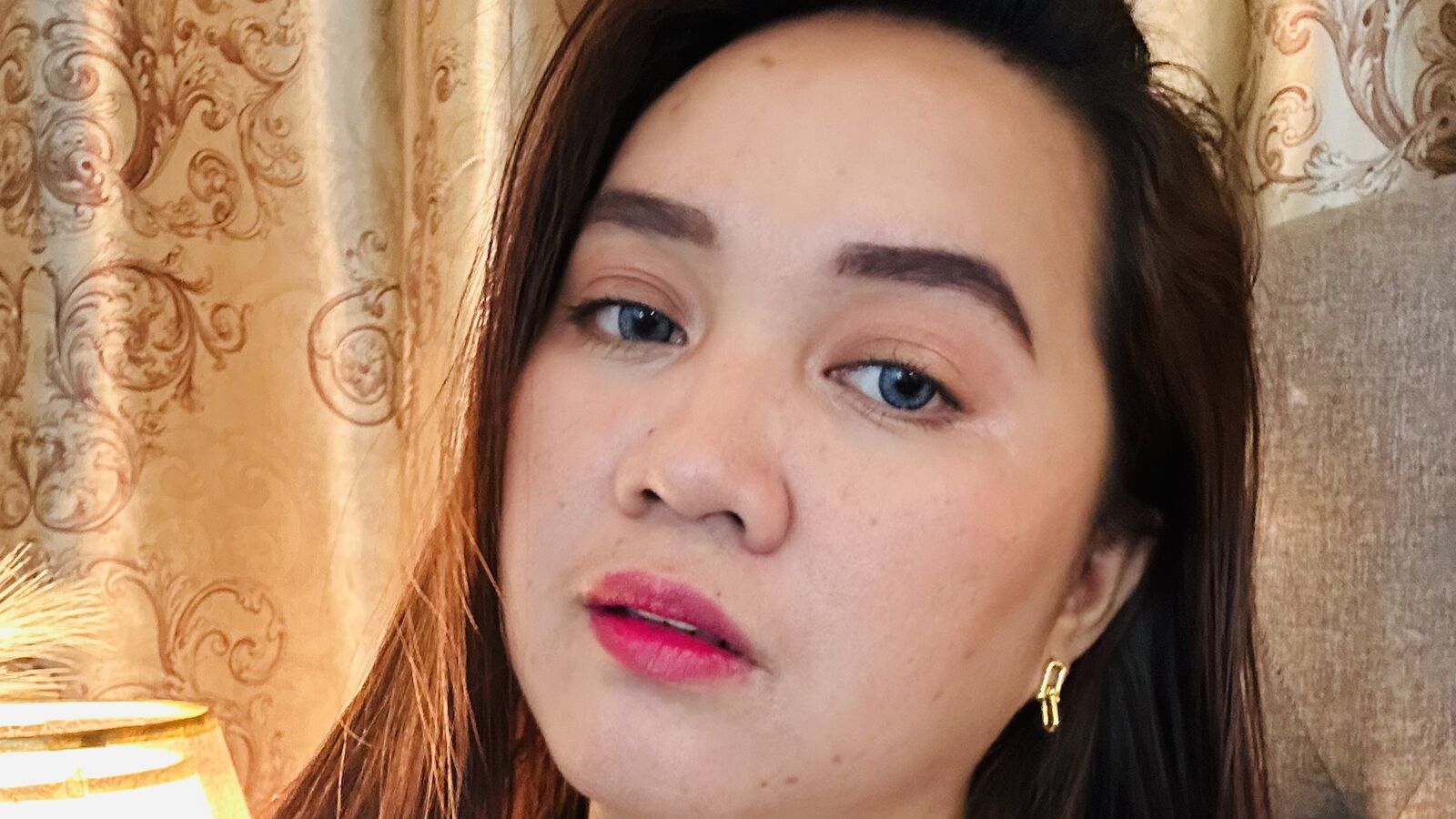 SkyeFamurri erotic portrait