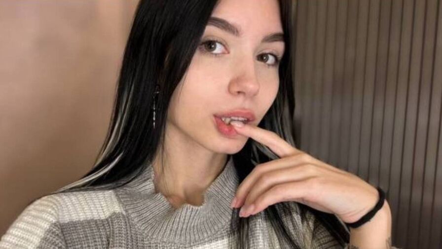 Watch FreyaReed live on Cam Plug