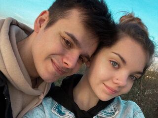 AliceAndJonny - LiveJasmin Couple 