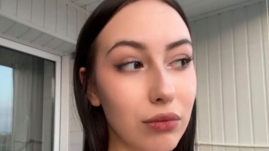 Enter to see naked EllyMcdaniel
