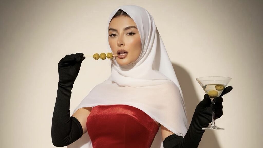 Statistics of HalaiaNoor cam girl at GirlsOfJasmin