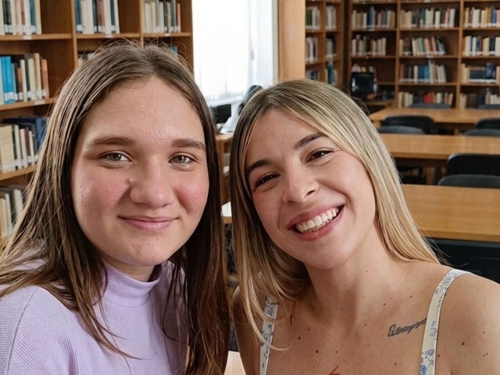 Live cam for LindaAndLucia