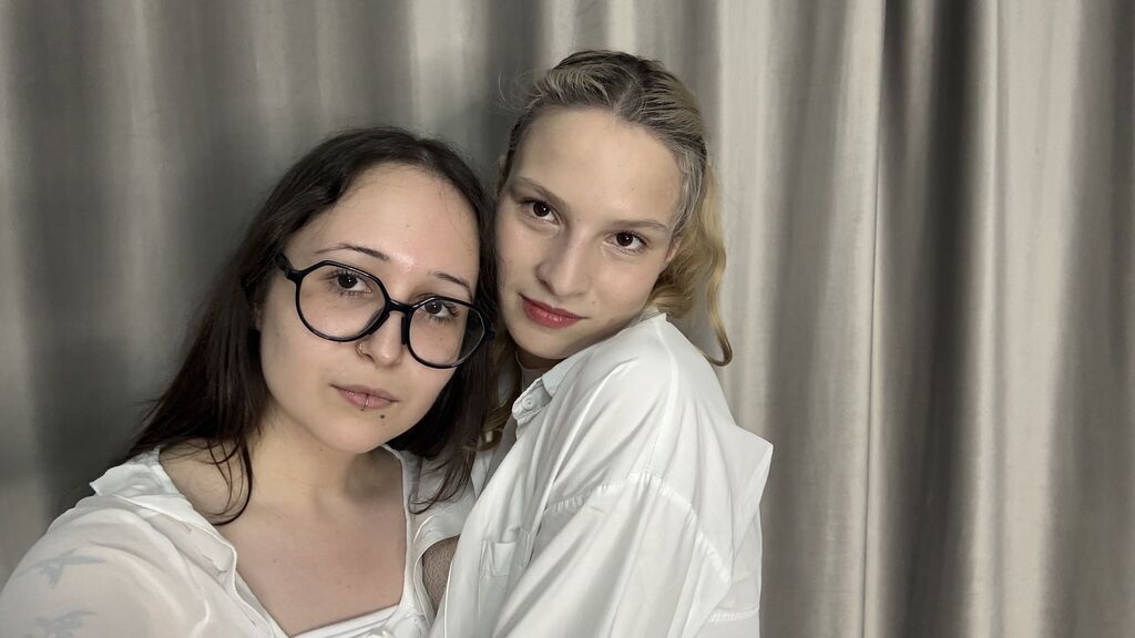 Live Chat with ClareMadison on LiveJasmin