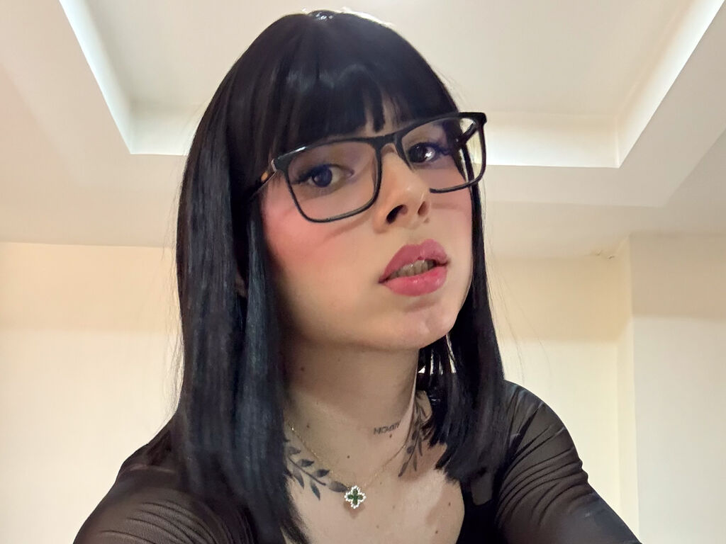 SofiaGibson LiveJasmin credits show profile