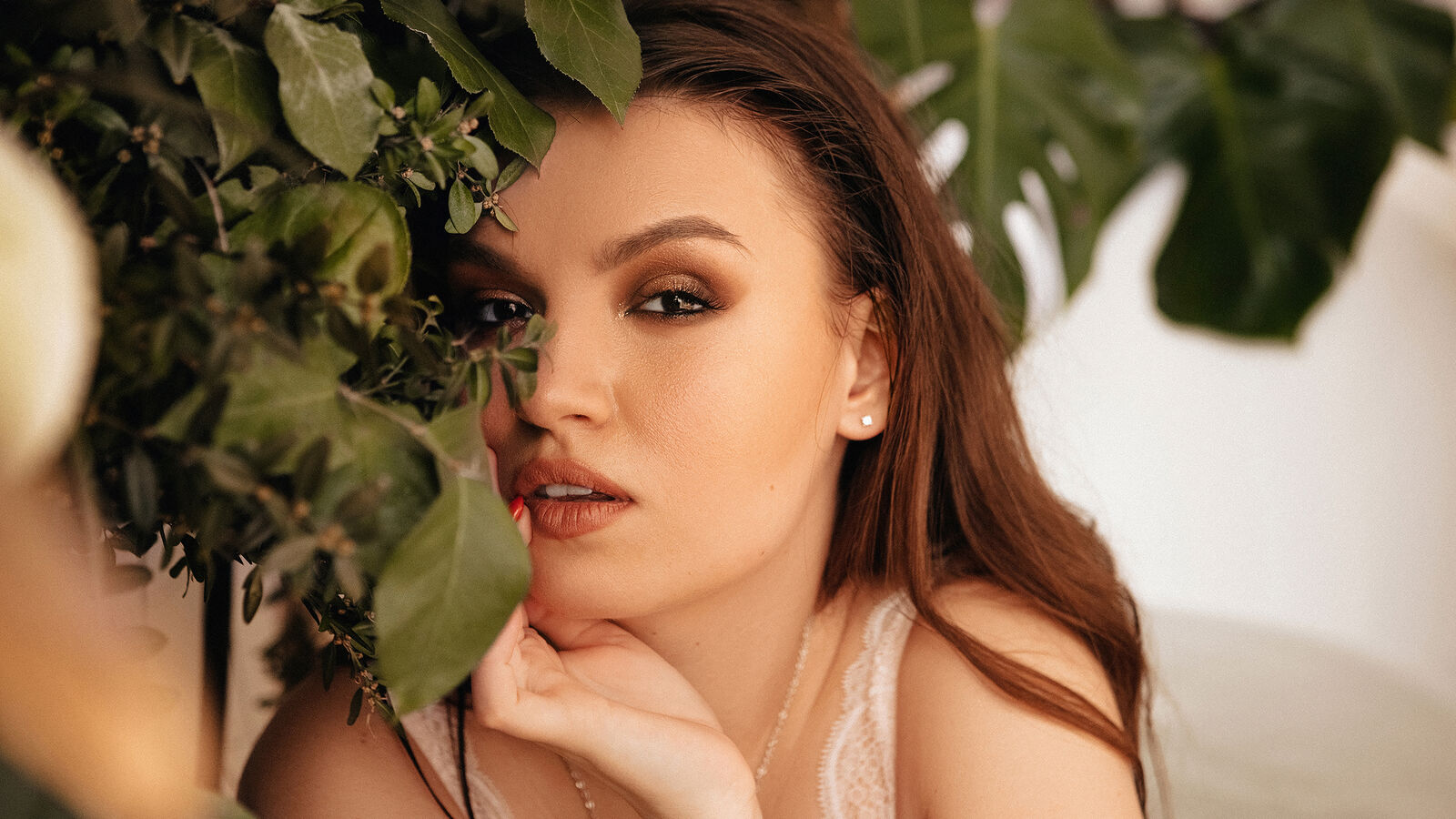 AliseTender erotic portrait
