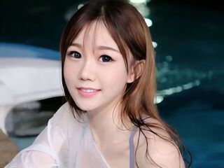 BeverlyXueBing's live cam