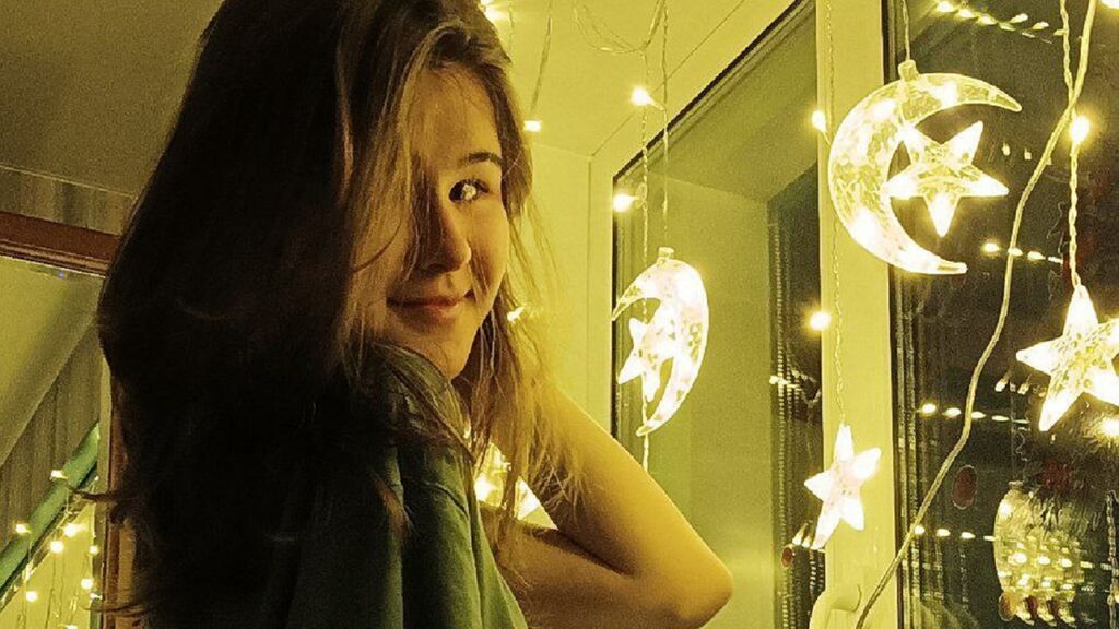 AliceBrew Live Cam on LiveJasmin