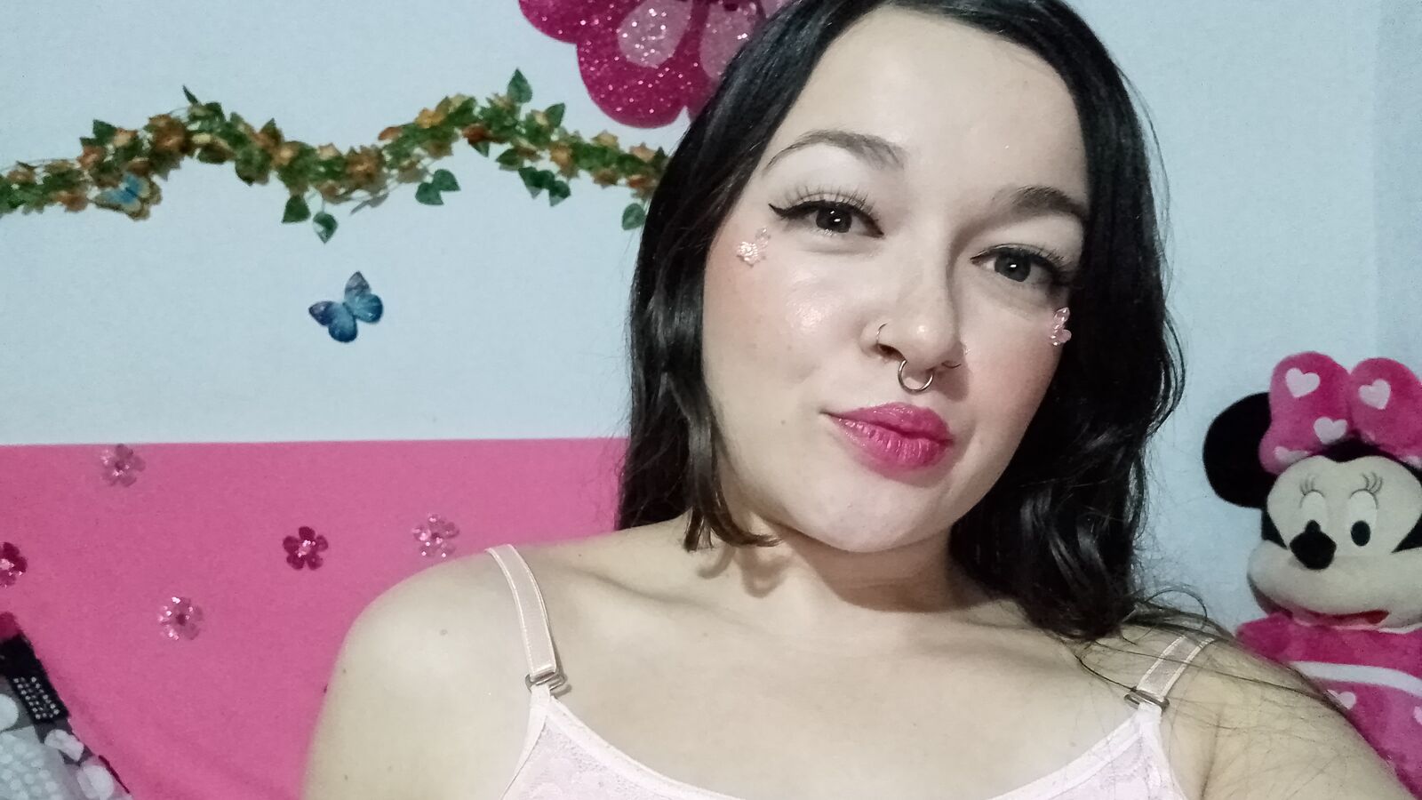 HoneyAngela erotic portrait