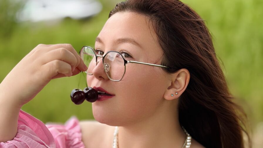 Live Sex Chat with SophiaBelle