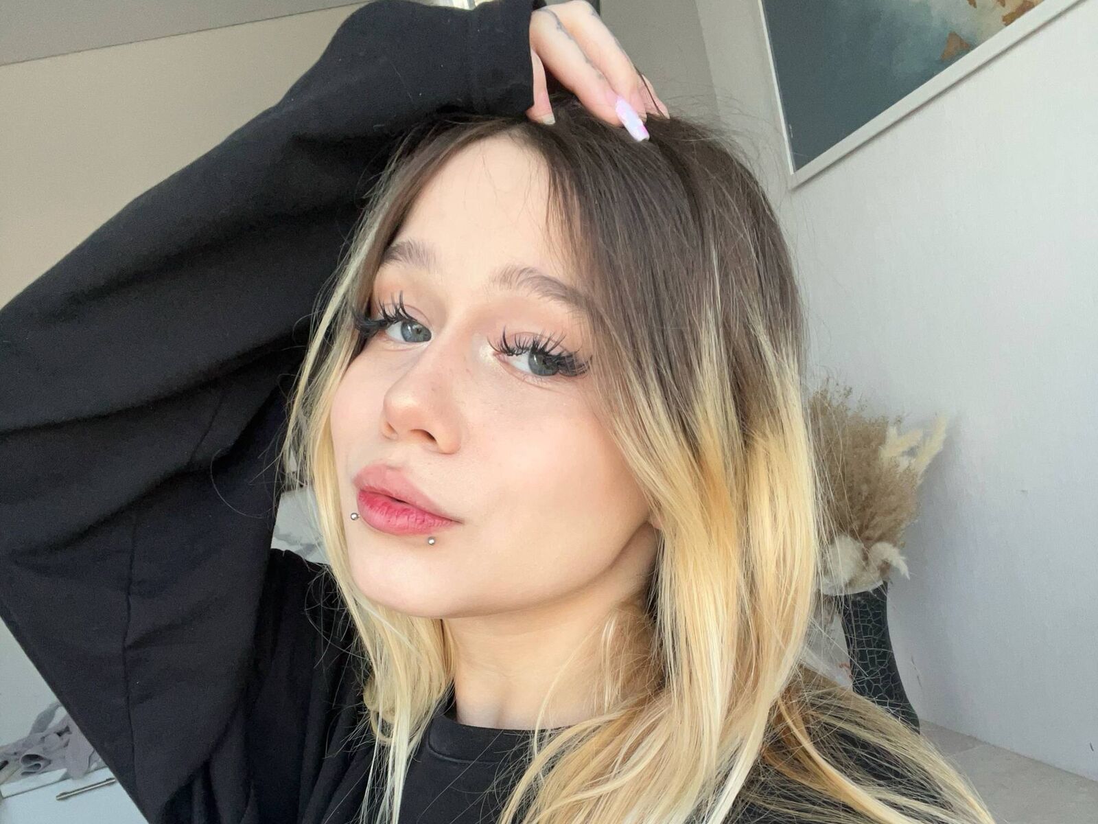 Live cam for RegeniaCorrela