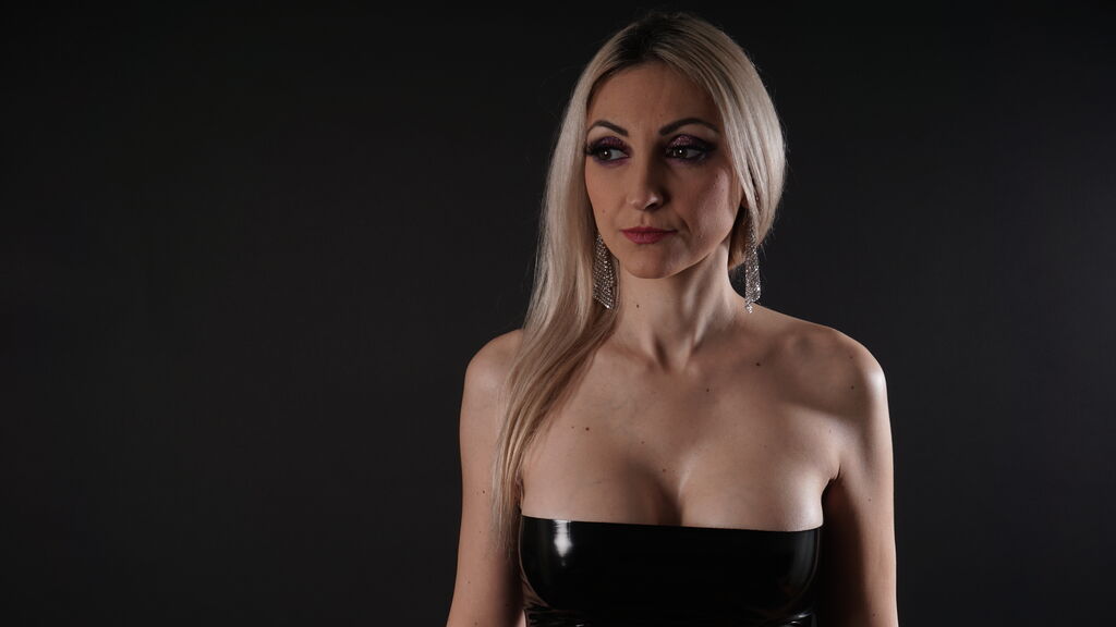 BellaSloane cover