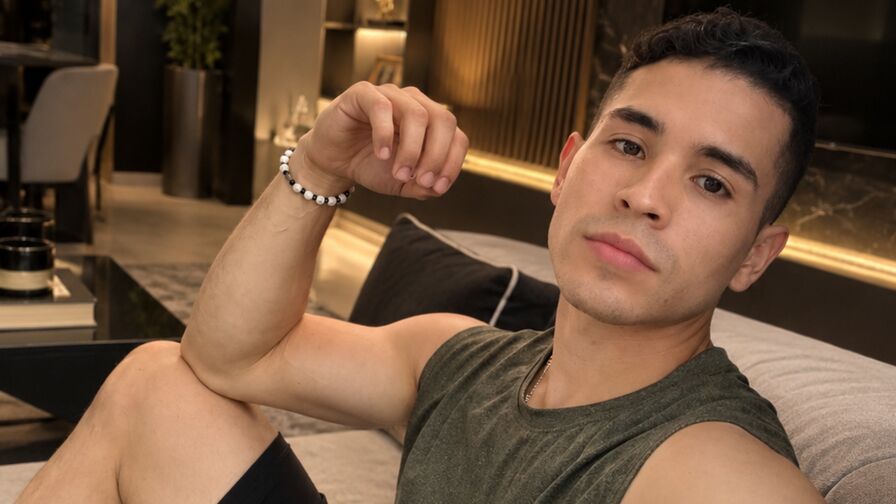 Free Naked DarellGomez