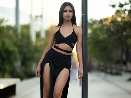 Chat with ChloeLuxs