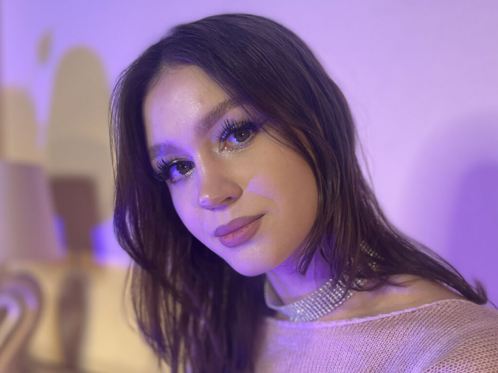 CarmenHill – webcam model profile photo