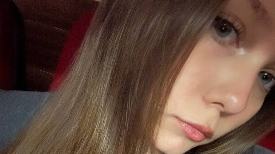 CleliaGuynup Cumshow Vip