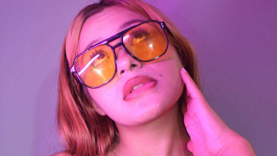 Live Sex Chat with CataleyaSantana