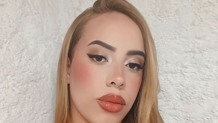 Live HD Nude Chat with RubyGold