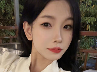 LianaWuy LianaWuy