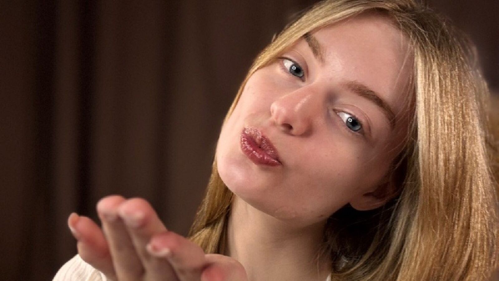 RosaMunoz erotic portrait